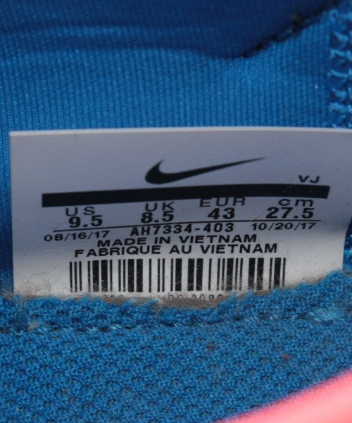 NIKE Sneakers