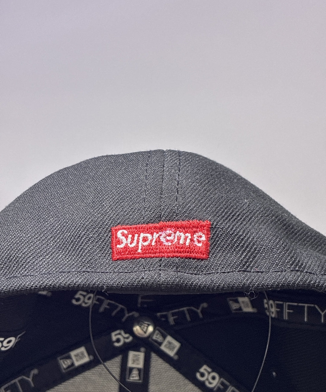 Supreme หมวกแก๊ป