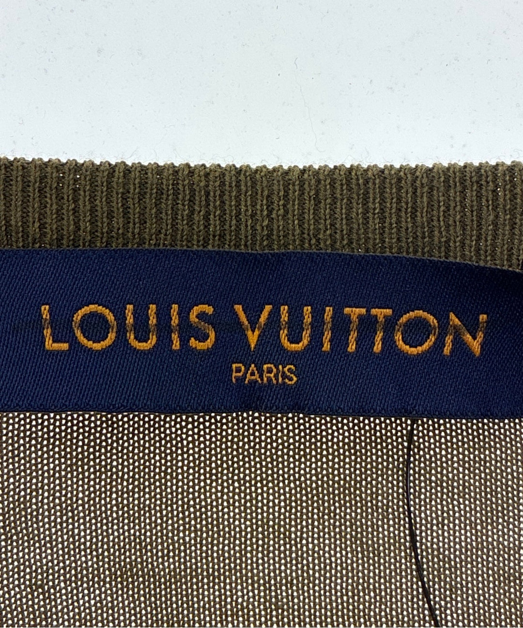 LOUIS VUITTON เสื้อกันหนาว