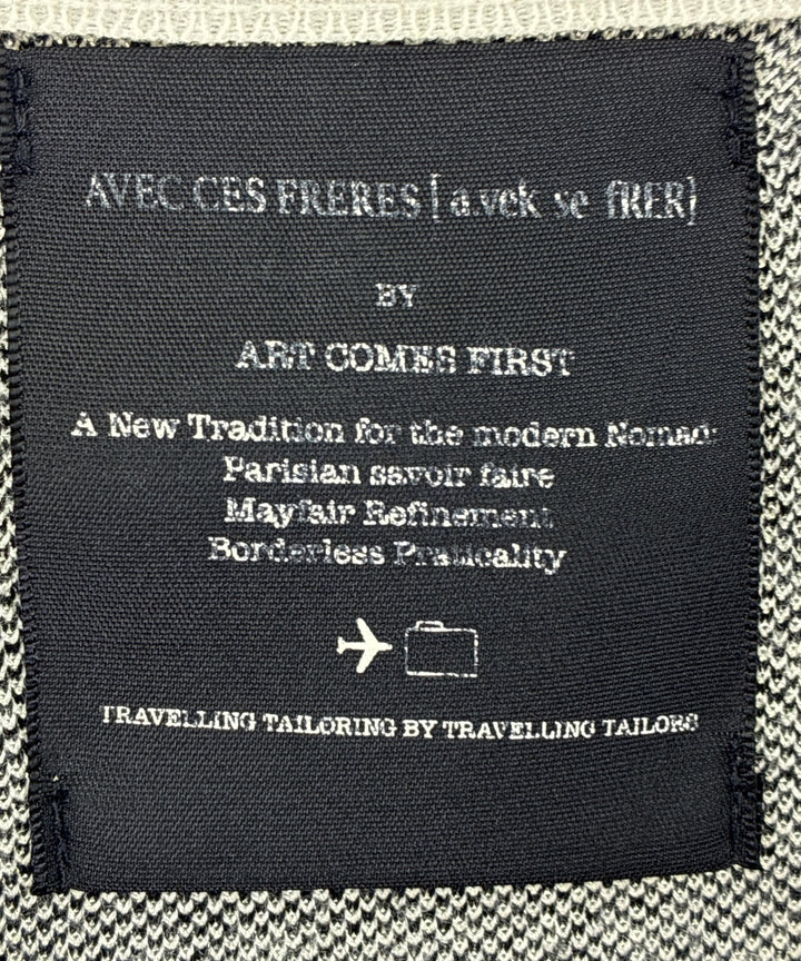 ART COMES FIRST เสื้อคาร์ดิแกน