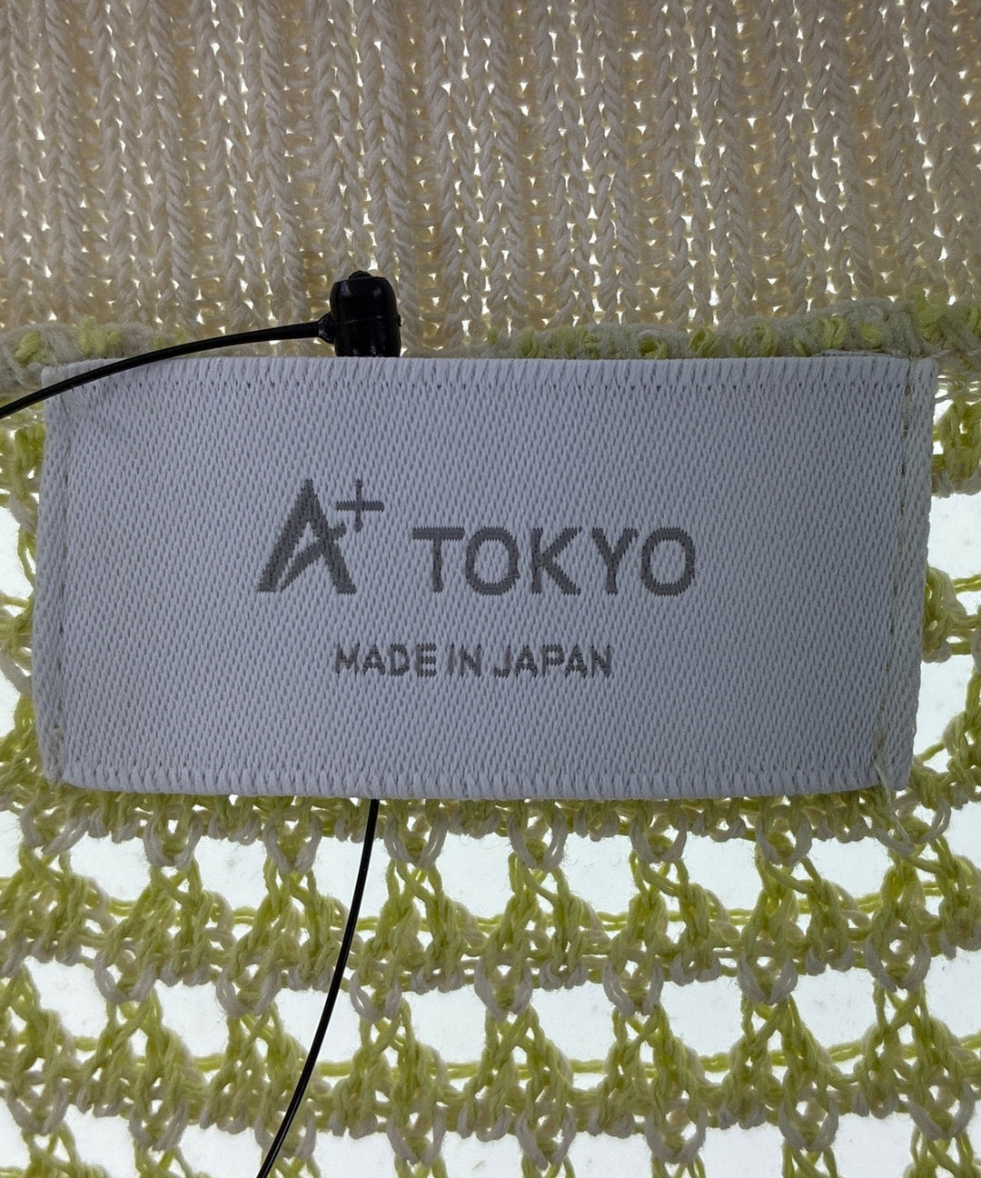 A+ TOKYO เสื้อคาร์ดิแกน