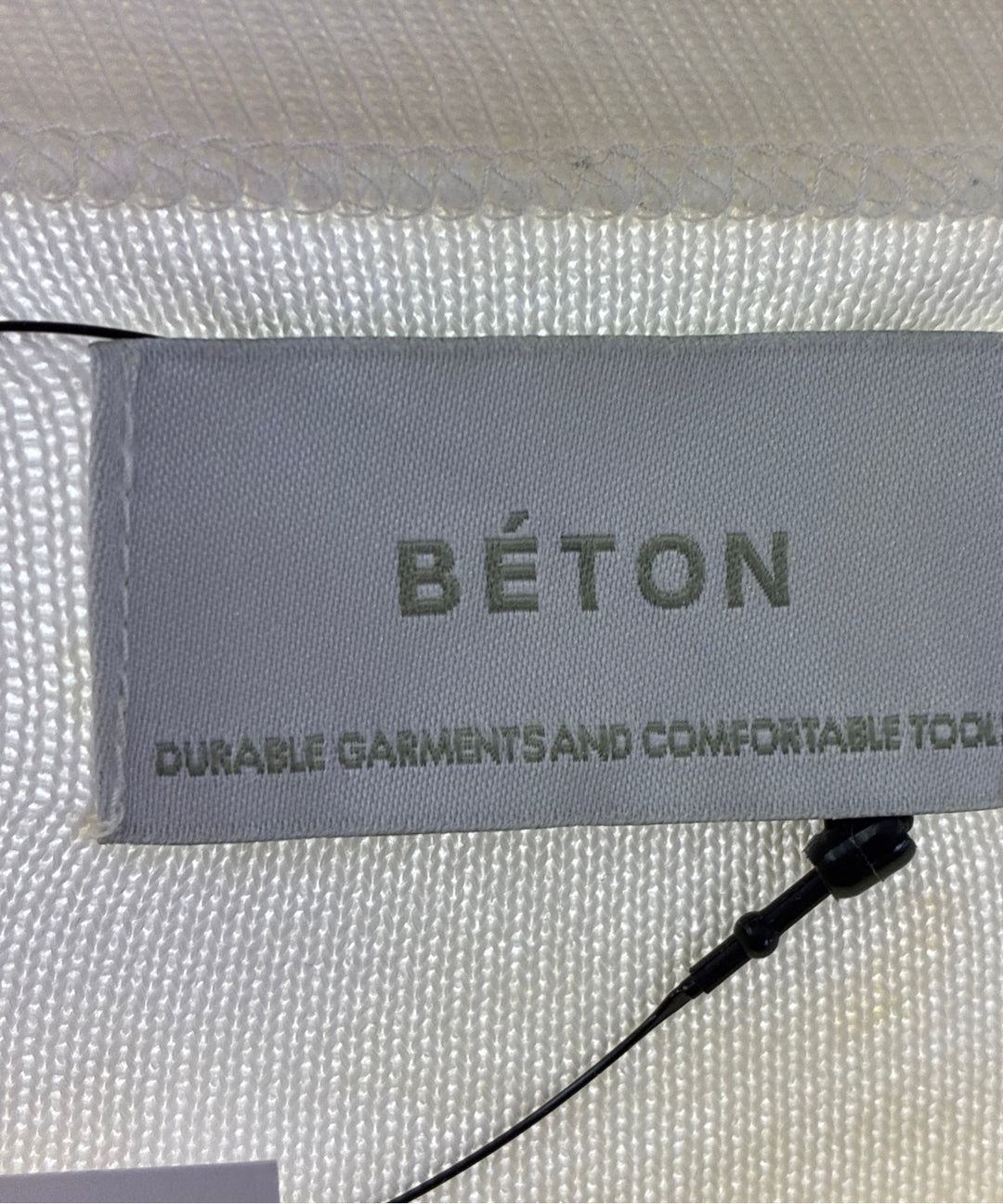 ATELIER BETON เสื้อกันหนาว