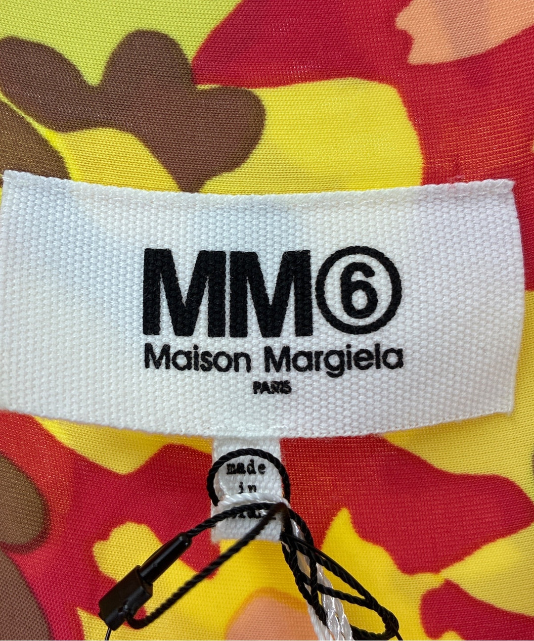 MM6 ชุดเดรส