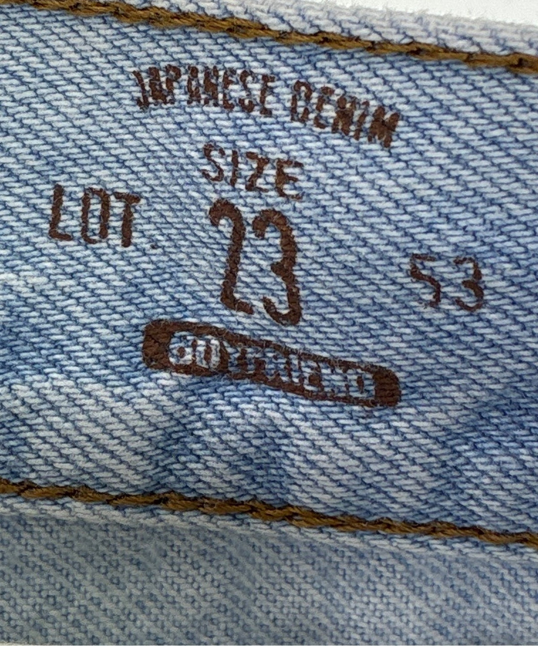 GUCCI ยีนส์