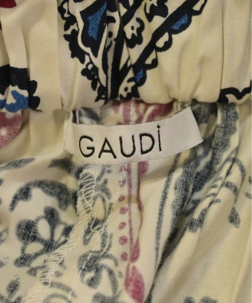 gaudi Shorts