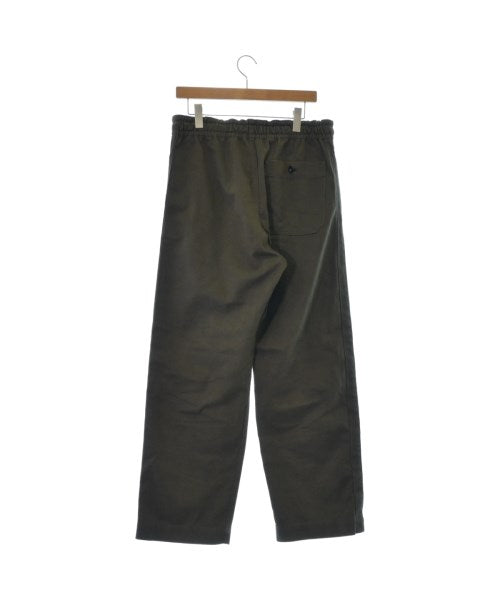 MHL. Chinos