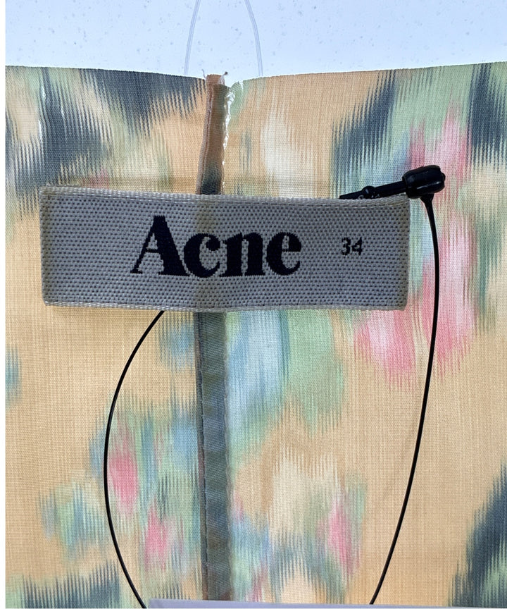 Acne เสื้อสตรี