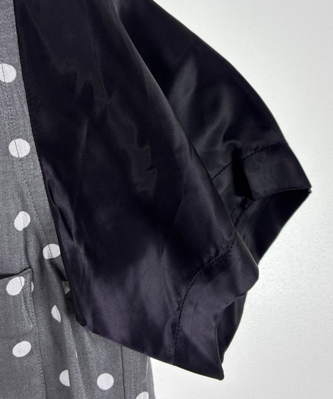 BLACK COMME des GARCONS เสื้อลำลอง