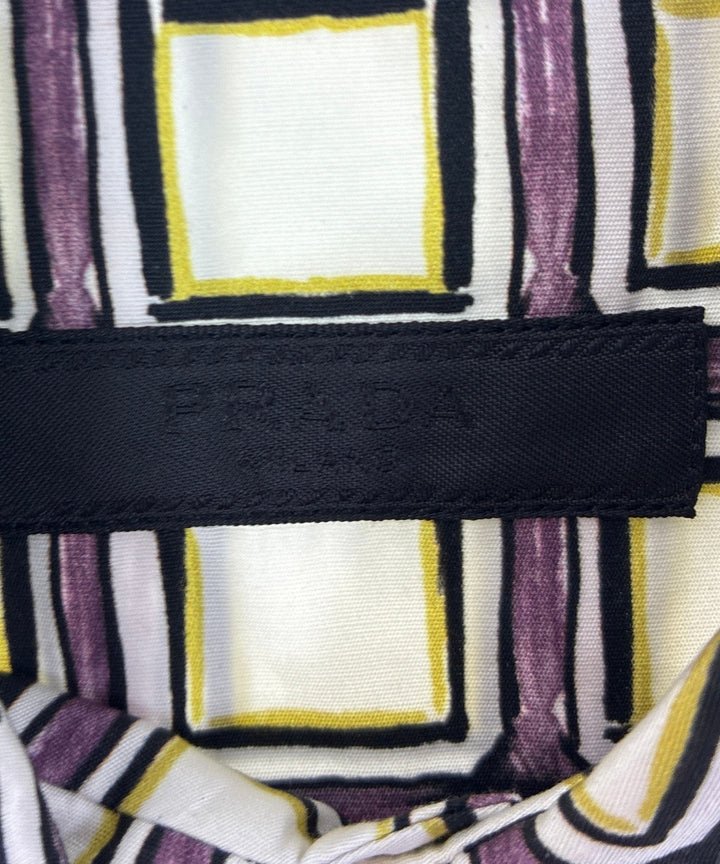 PRADA เสื้อลำลอง