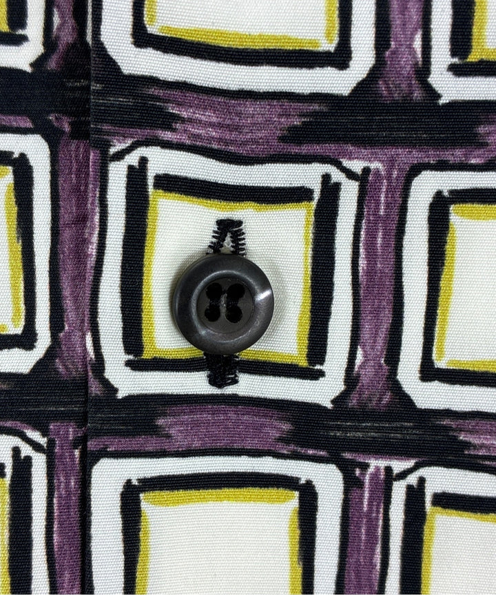 PRADA เสื้อลำลอง