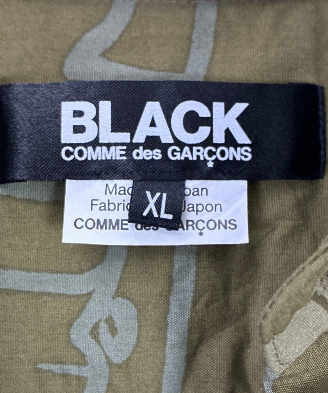 BLACK COMME des GARCONS เสื้อลำลอง