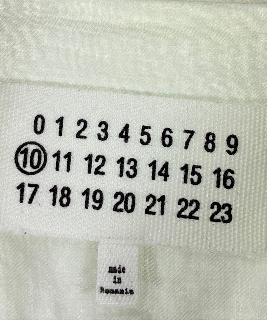 Maison Margiela เสื้อลำลอง