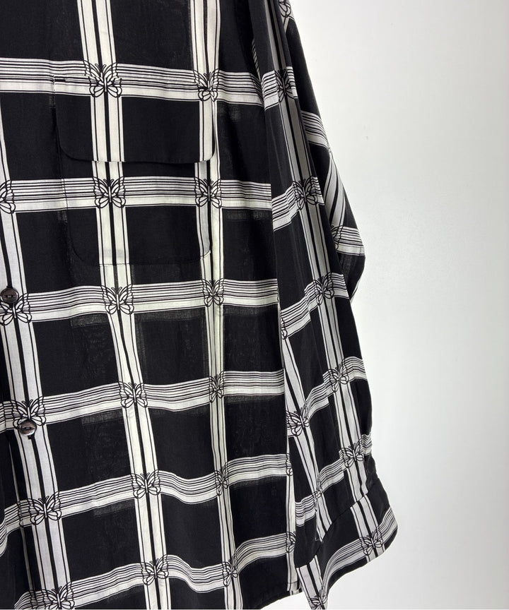 Needles เสื้อลำลอง