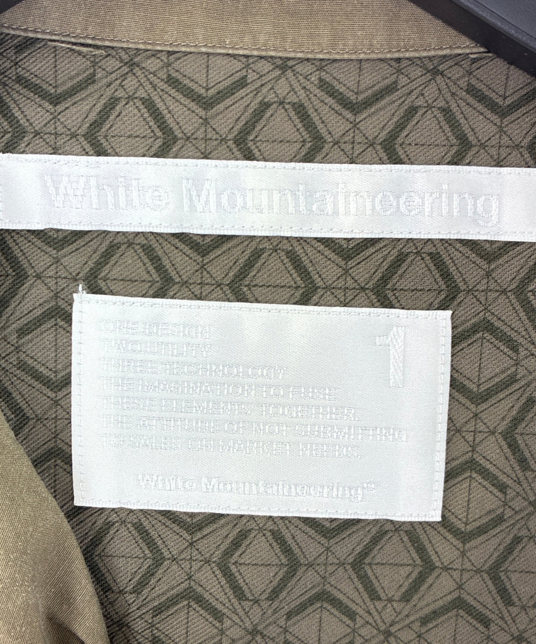 White Mountaineering เสื้อลำลอง