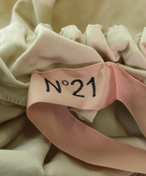 Nﾟ 21 เสื้อสตรี
