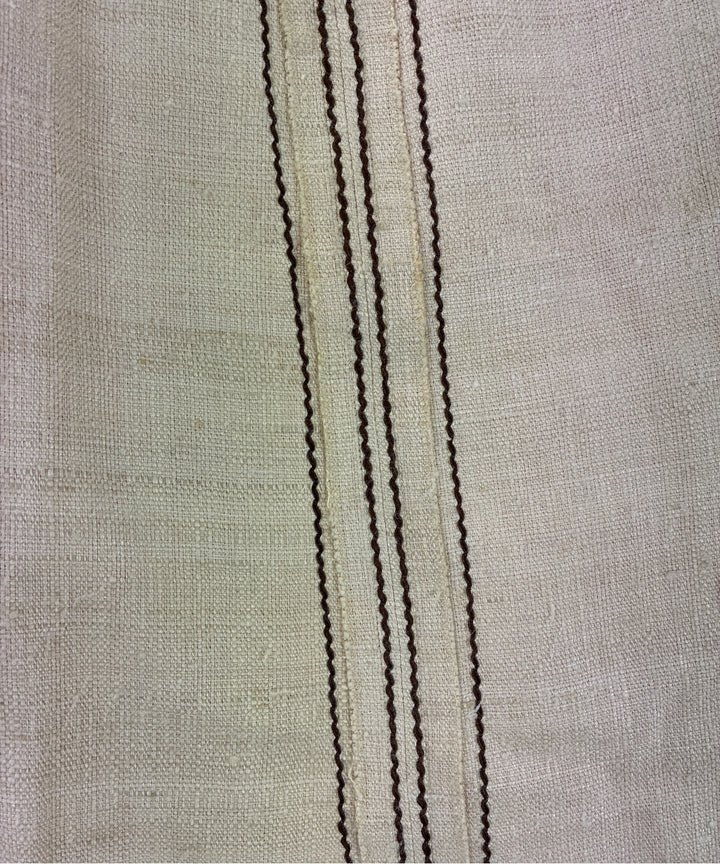 PRADA กระโปรงยาวถึงเข่า