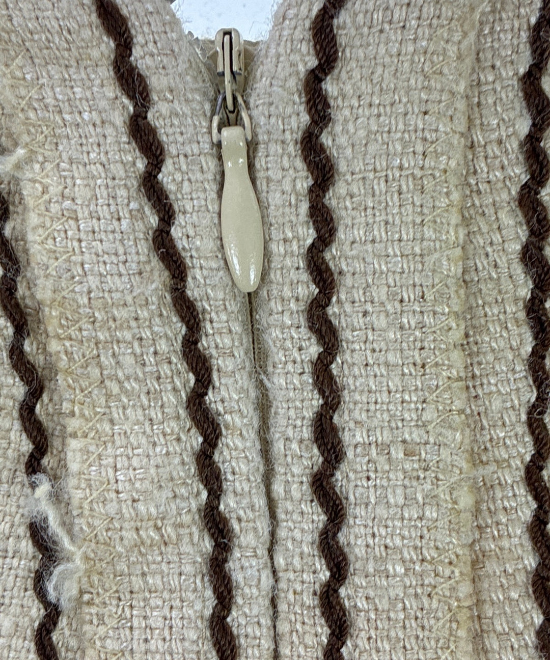 PRADA กระโปรงยาวถึงเข่า