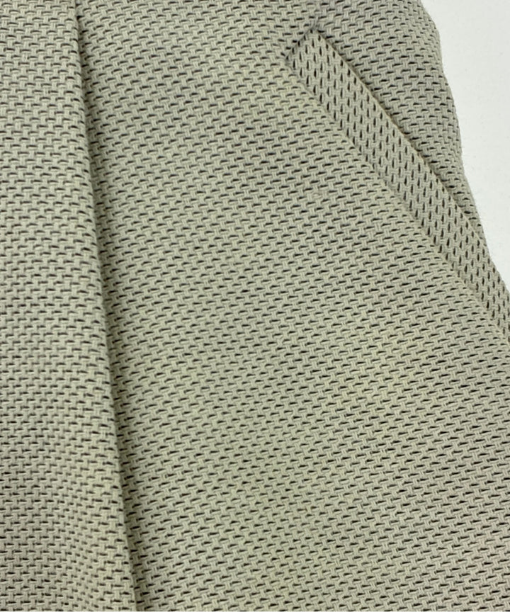 LOUIS VUITTON กระโปรงยาวถึงเข่า