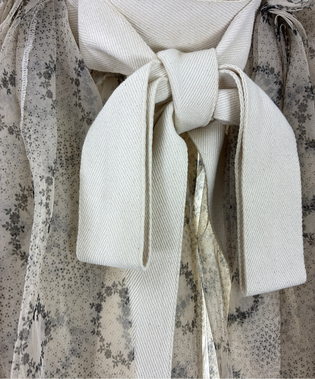 TAO COMME des GARCONS กระโปรงยาวถึงเข่า