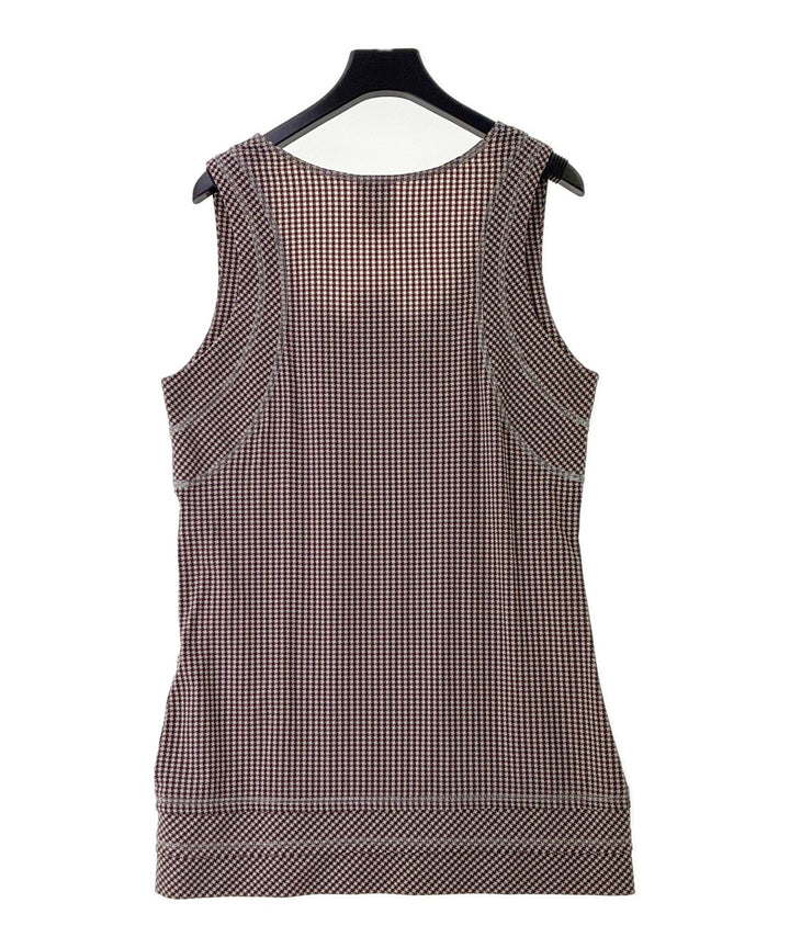 CHANEL แขนกุด