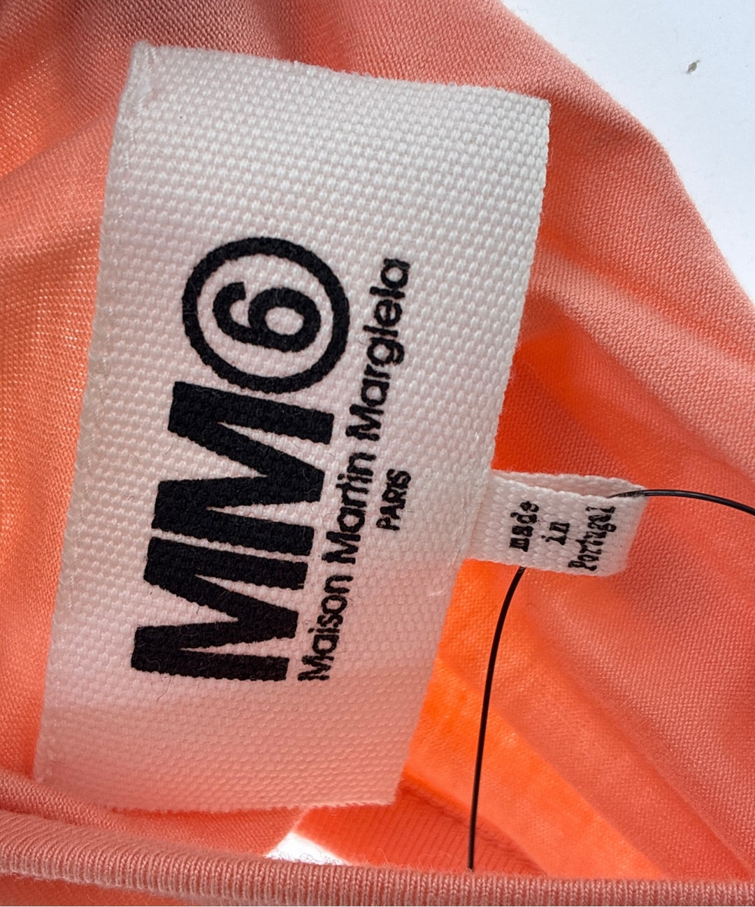 MM6 เสื้อยืด/เสื้อท็อปส์