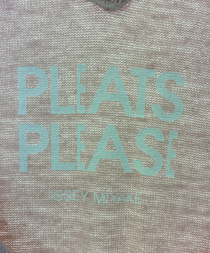 PLEATS PLEASE เสื้อยืด/เสื้อท็อปส์