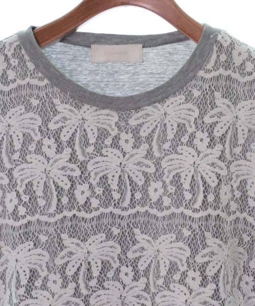 DESIGNWORKS เสื้อยืด/เสื้อท็อปส์