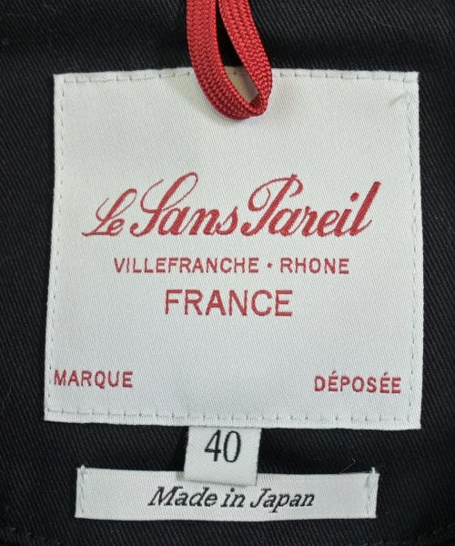 Le Sans Pareil เสื้อคลุมคอปก Soutien