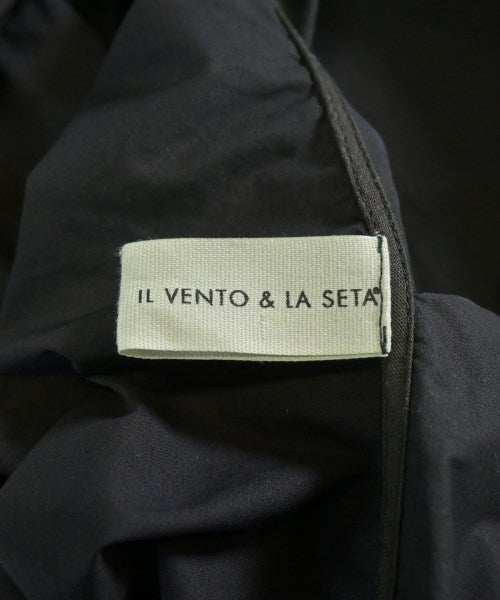 IL VENTO & LA SETA เสื้อสตรี