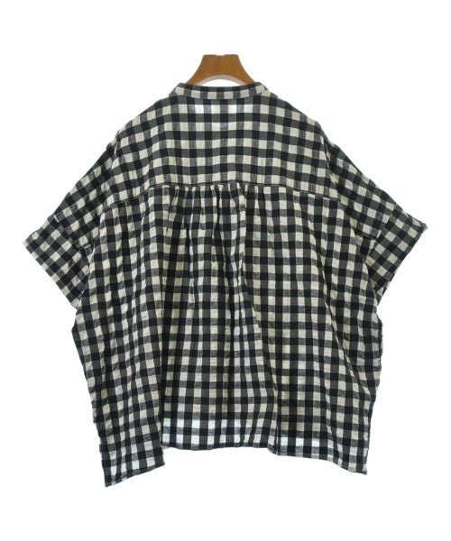 ista-ire เสื้อลำลอง