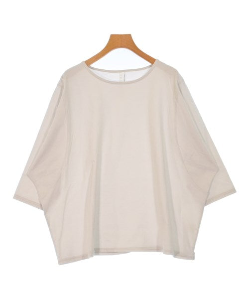 TUTIE. เสื้อยืด/เสื้อท็อปส์