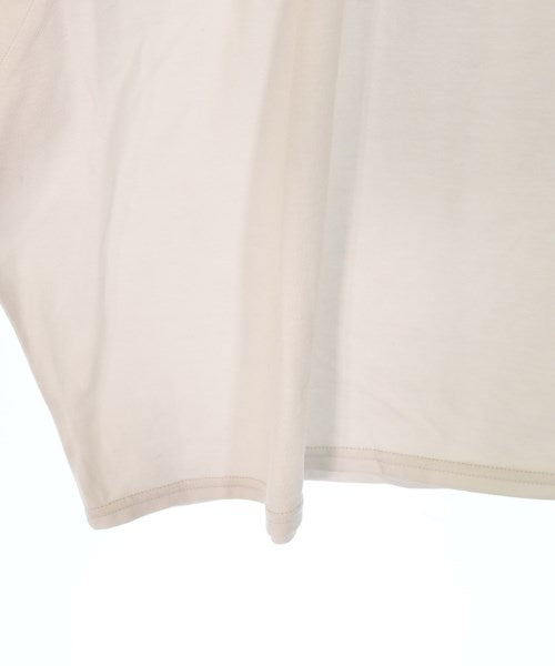 TUTIE. เสื้อยืด/เสื้อท็อปส์