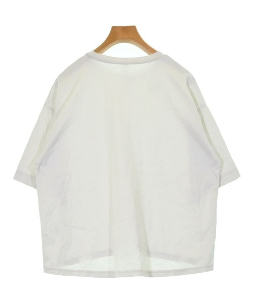 TUTIE. เสื้อยืด/เสื้อท็อปส์