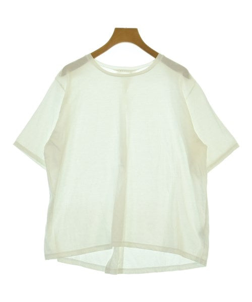 TUTIE. เสื้อยืด/เสื้อท็อปส์