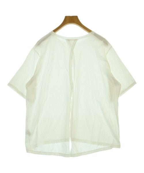 TUTIE. เสื้อยืด/เสื้อท็อปส์