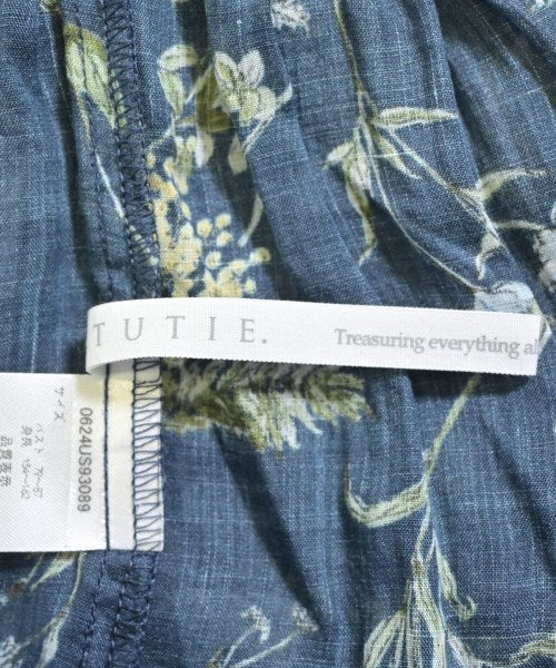 TUTIE. ชุดเดรส