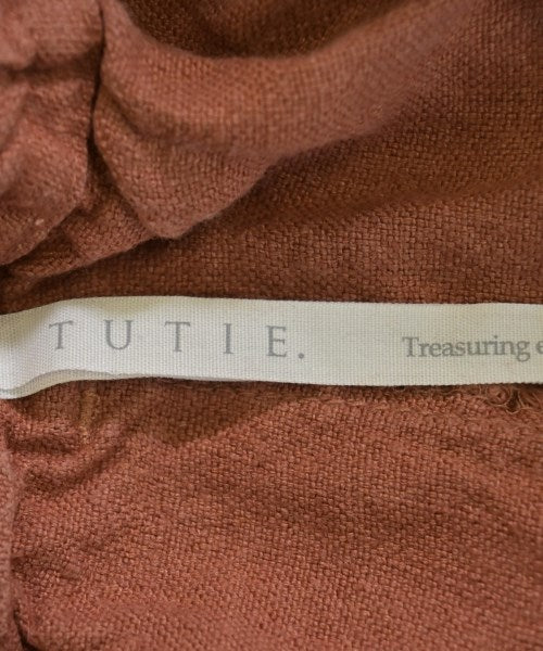 TUTIE. กางเกง อื่น