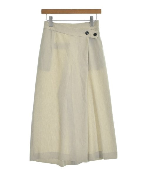 CAST: กางเกง อื่น