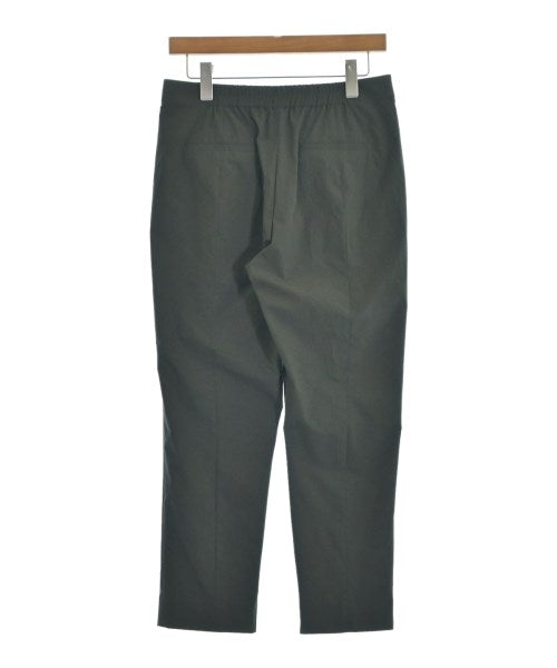 CAST: กางเกง อื่น