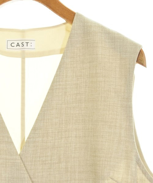 CAST: แจ็คเก็ต