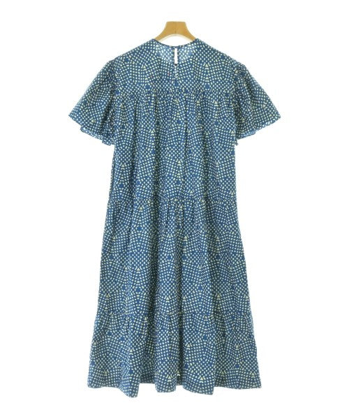 Odile Jacobs ชุดเดรส