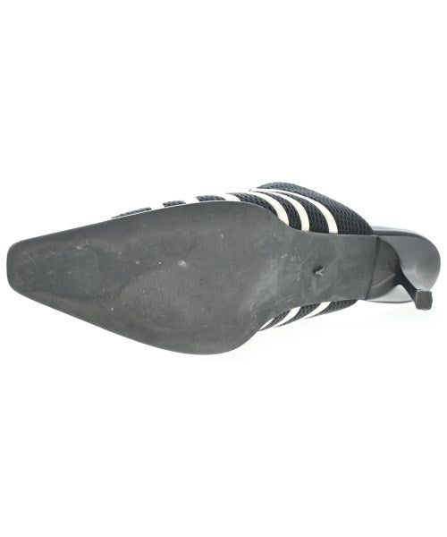 YELLO รองเท้าแตะ