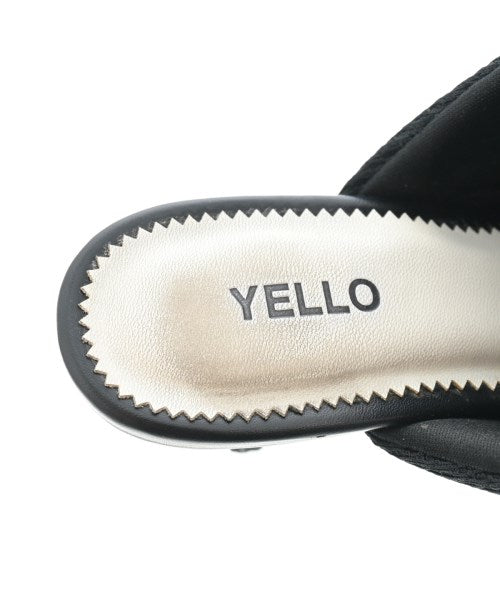 YELLO รองเท้าแตะ