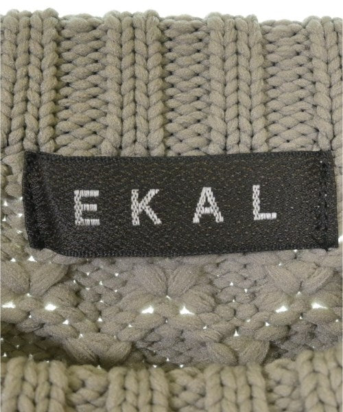 EKAL เสื้อกันหนาว