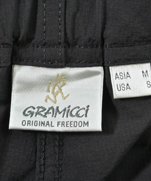 EKAL กางเกงขาสั้น