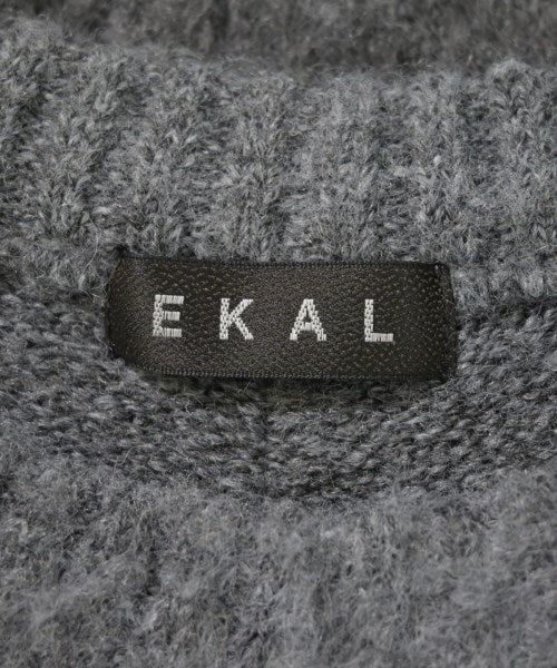EKAL เสื้อกันหนาว