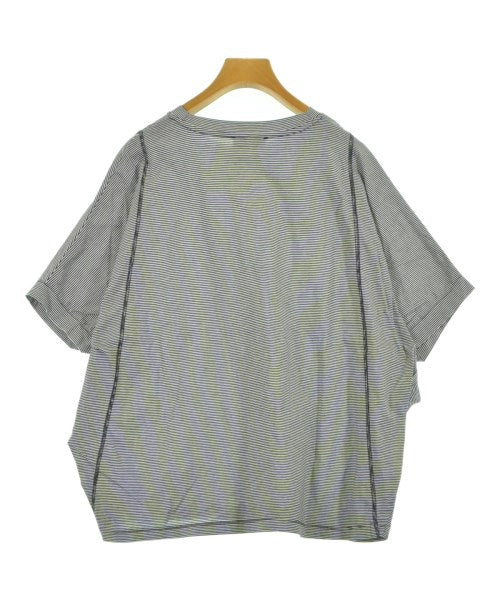 LAATO เสื้อยืด/เสื้อท็อปส์