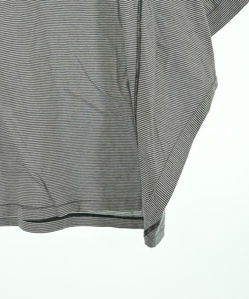 LAATO เสื้อยืด/เสื้อท็อปส์