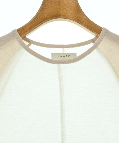 LAATO เสื้อยืด/เสื้อท็อปส์