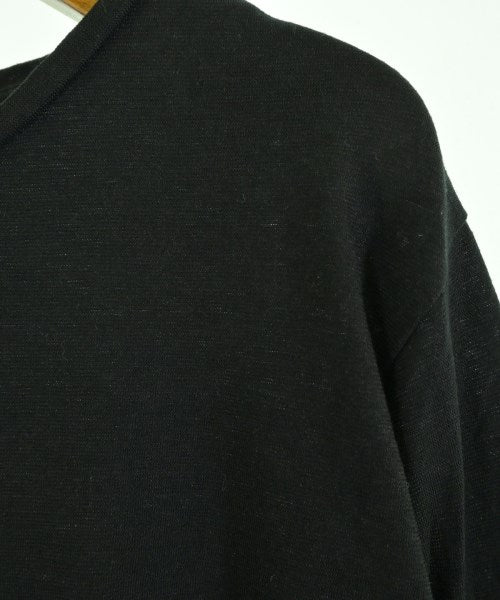 ARGUE เสื้อยืด/เสื้อท็อปส์